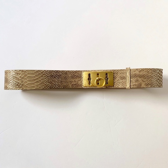 ST. JOHN CREAM SNAKESKIN BRASS LEATHER BELT